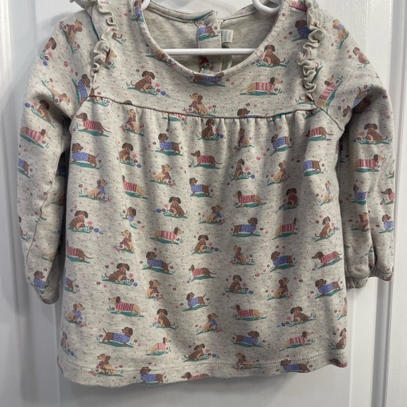 JoJo Maman Bebe Other - JoJo Maman Bebe Cream Long Sleeve Top with Playful Dog Print